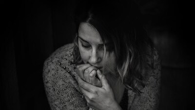 Signs that you might be in a pattern of self-betrayal (Pexels)