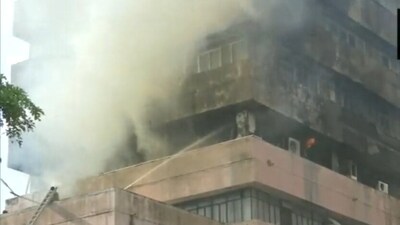 A massive fire broke at the third floor of Satpura Bhawan in Bhopal. (ANI)