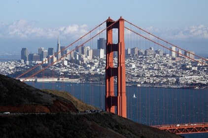 The Golden Gate Bridge and San Francisco skyline. The cultural centre of Northern California, San Francisco has made it to top ten in the list as the United States is witnessing a significant surge in cost of living since the country is battering inflation woes, which reached its highest last year in four decades, as consumer prices jumped 7%. (AP) The Golden Gate Bridge and San Francisco skyline. The cultural centre of Northern California, San Francisco has made it to top ten in the list as the United States is witnessing a significant surge in cost of living since the country is battering inflation woes, which reached its highest last year in four decades, as consumer prices jumped 7%. (AP)