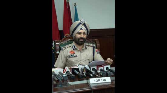 Inspector general of police Sukhchain Singh Gill at a press conference on Monday. (HT photo)