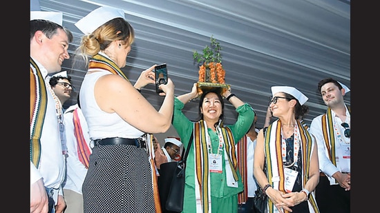 Maharashtra government had made arrangements for the G20 delegates to witness the annual pilgrimage. (HT PHOTO)