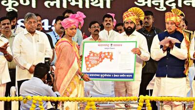 Chief minister Eknath Shinde (C) during an event in Kolhapur. Also seen are state ministers Chandrakant Patil (L) and Deepak Kesarkar(R). Shinde was in Kolhapur on Tuesday to launch the district-level campaign ‘Shashan Apalya Dari’. (ANIL VELHAL)