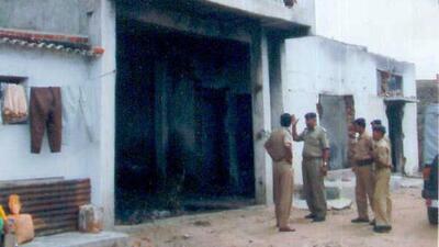 On March 3, 2002, around 1,000 people attacked Best Bakery, located in Vadodara’s Hanuman Tekri, looted bakery items, and pelted crude petrol bombs, setting the shop on fire, the prosecution said. The attackers drew the family of the bakery owner, Habibulla Shaikh, and employees out on the promise of letting them off with minor beatings, but killed at least 14 of them, including women and children, the prosecution pointed out. (HT Archives) On March 3, 2002, around 1,000 people attacked Best Bakery, located in Vadodara’s Hanuman Tekri, looted bakery items, and pelted crude petrol bombs, setting the shop on fire, the prosecution said. The attackers drew the family of the bakery owner, Habibulla Shaikh, and employees out on the promise of letting them off with minor beatings, but killed at least 14 of them, including women and children, the prosecution pointed out. (HT Archives)