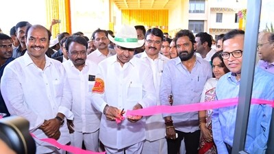 Telangana chief minister K Chandrasekhar Rao unveils the collectorate complex in Gadwal district headquarters. Telangana chief minister K Chandrasekhar Rao unveils the collectorate complex in Gadwal district headquarters.