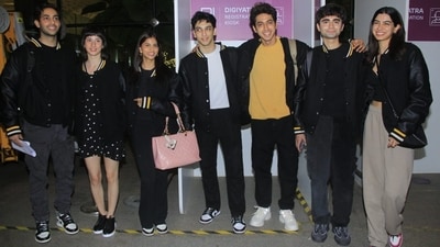 Agastya Nanda, Aditi Saigal, Suhana Khan, Vedang Raina, Mihir Ahuja, Yuvraj Menda and Khushi Kapoor at Mumbai airport. (Pic: Varinder Chawla) Agastya Nanda, Aditi Saigal, Suhana Khan, Vedang Raina, Mihir Ahuja, Yuvraj Menda and Khushi Kapoor at Mumbai airport. (Pic: Varinder Chawla)