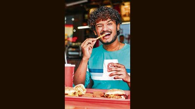 A viral tweet gave people a new hack — order food on delivery app while sitting at a café and avail discounts (Photo: Shutterstock (For representational purposes only)) A viral tweet gave people a new hack — order food on delivery app while sitting at a café and avail discounts (Photo: Shutterstock (For representational purposes only))