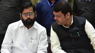 Mumbai, India - October 20, 2022: CM Eknath Shinde interacts with Dy. CM Devendra Fadnavis during the oath taking ceremony of Pollution-free Diwali along with students of various schools of Mumbai at Mantralaya, in Mumbai, India, on Thursday, October 20, 2022. (Photo by Anshuman Poyrekar/ Hindustan Times) (Anshuman Poyrekar/HT PHOTO) Mumbai, India - October 20, 2022: CM Eknath Shinde interacts with Dy. CM Devendra Fadnavis during the oath taking ceremony of Pollution-free Diwali along with students of various schools of Mumbai at Mantralaya, in Mumbai, India, on Thursday, October 20, 2022. (Photo by Anshuman Poyrekar/ Hindustan Times) (Anshuman Poyrekar/HT PHOTO)