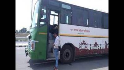 The UPSRTC officials on June 14 paid a field visit to inspect the condition of buses. (HT file)