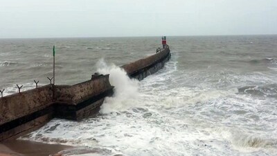 Strong winds and high tides triggered by Cyclone Biparjoy at Mandvi beach in Kachchh district of Gujarat on Wednesday. (HT_PRINT)