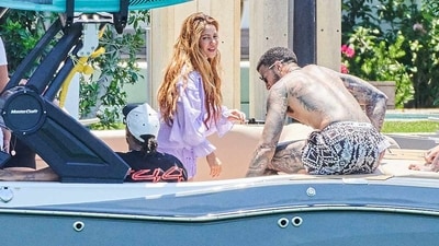Shakira enjoying relaxing trip with Lewis Hamilton in Miami. (Image Credit: RM/MEGA) Shakira enjoying relaxing trip with Lewis Hamilton in Miami. (Image Credit: RM/MEGA)