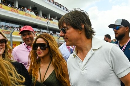 US actor Tom Cruise (R) and Colombian singer Shakira (L) attend the 2023 Miami Formula One Grand Prix at the Miami International Autodrome in Miami Gardens, Florida, on May 7, 2023. (Photo by CHANDAN KHANNA / AFP) (AFP) US actor Tom Cruise (R) and Colombian singer Shakira (L) attend the 2023 Miami Formula One Grand Prix at the Miami International Autodrome in Miami Gardens, Florida, on May 7, 2023. (Photo by CHANDAN KHANNA / AFP) (AFP)