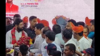 Why merger order delayed? 14 N Mumbai villages question CM