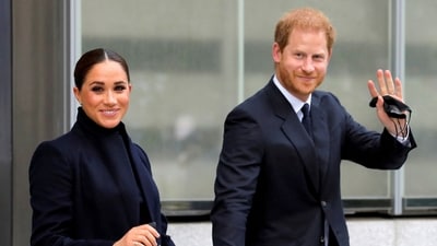 FILE PHOTO: Britain's Prince Harry and Meghan, Duke and Duchess of Sussex, wave as they visit One World Trade Center in Manhattan, New York City, U.S., September 23, 2021. (REUTERS)
