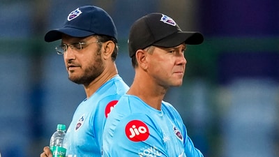 Sourav Ganguly (L) with Ricky Ponting (PTI) Sourav Ganguly (L) with Ricky Ponting (PTI)
