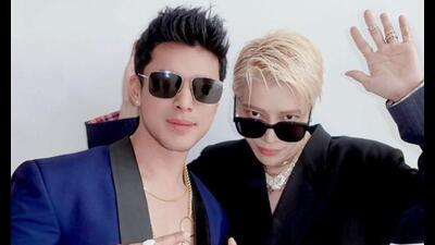 Pratik Sehajpal is collborating with Kpop artiste Aoora for a theme-based musical series. Pratik Sehajpal is collborating with Kpop artiste Aoora for a theme-based musical series.