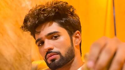 Zeeshan Khan Zeeshan Khan