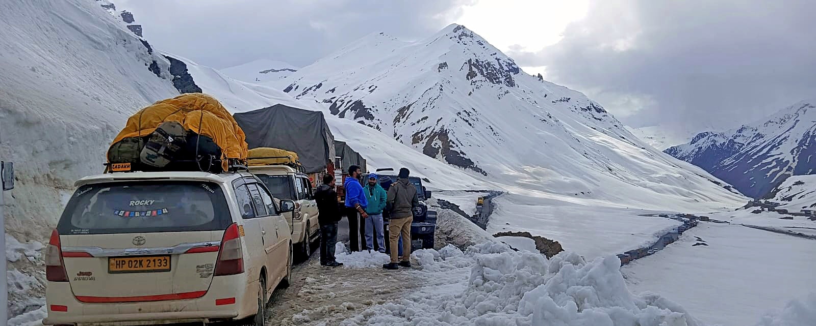 Tourist vehicles got stuck in a traffic jam, due to snowfall in some areas around Baralacha in Lahaul-Spiti, as reported on June 10. (Photo: Ajay Kumar/ANI) Tourist vehicles got stuck in a traffic jam, due to snowfall in some areas around Baralacha in Lahaul-Spiti, as reported on June 10. (Photo: Ajay Kumar/ANI)