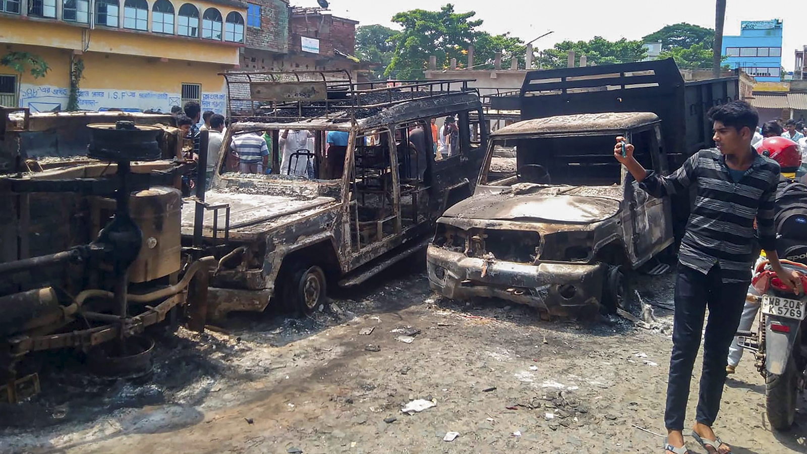 '…will be silenced permanently': Bengal governor visits violence-hit Bhangore | Latest News India - Vimarsana News