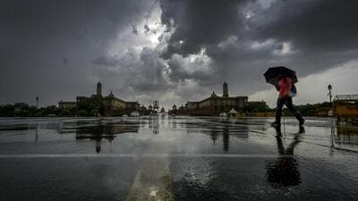 At Vijay Chowk in New Delhi on Friday. (Raj K Raj/HT PhotoHindustan Times) At Vijay Chowk in New Delhi on Friday. (Raj K Raj/HT PhotoHindustan Times)