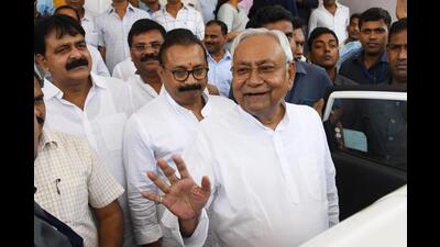 Bihar chief minister Nitish Kumar interacts with the media in Patna on Friday. (Santosh Kumar/HT Photo)