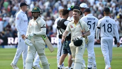 England gave themselves four overs to get the Australian openers. David Warner and Usman Khawaja survived and Australia ended the day 14/0 (AP) England gave themselves four overs to get the Australian openers. David Warner and Usman Khawaja survived and Australia ended the day 14/0 (AP)