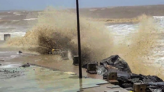 Strong winds in the coastal town of Dwarka were witnessed as 'Biparjoy' approached the Gujarat coast to make landfall.&nbsp;(ANI )