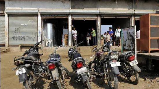 The accused were produced before the court on Friday and sent to judicial custody. Police are on lookout for the scrap dealer to whom the accused sold the vehicles (HT Files)