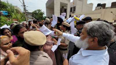 Ambala: Vij to resume ‘Janata Darbar’ from next week Ambala: Vij to resume ‘Janata Darbar’ from next week