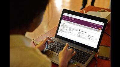 From filling up lengthy forms for the second time to paying fees for each subject separately, DU aspirants share what all is not so cool in the new online admission system. (Photo: Sanchit Khanna/HT)