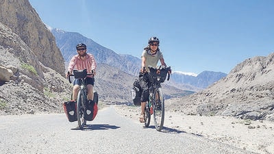 The couple’s ‘Biking 4 Biodiversity’ project will see them cycle further east into Bangladesh, Myanmar, Vietnam, Malaysia and finally Singapore over the next several months, but for now they are overwhelmed by the sensory onslaught of the city: the noise, heat, scents and crush of people in the street. (HT PHOTO) The couple’s ‘Biking 4 Biodiversity’ project will see them cycle further east into Bangladesh, Myanmar, Vietnam, Malaysia and finally Singapore over the next several months, but for now they are overwhelmed by the sensory onslaught of the city: the noise, heat, scents and crush of people in the street. (HT PHOTO)