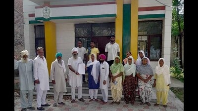 With sewa kendra closed, villagers run pillar to post to avail services With sewa kendra closed, villagers run pillar to post to avail services