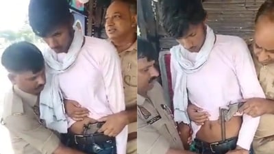 A team of Kanpur police seizing a pistol. A team of Kanpur police seizing a pistol.