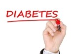 Some of the common symptoms of diabetes is feeling thirsty, excessive urination, weight loss, extreme hunger, blurry vision, numb hands or tingling feet, tiredness, dry skin among other signs.