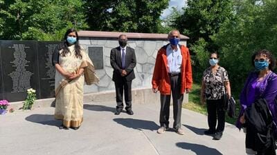 Bal Gupta (centre), chairperson of the Air India 182 Victims Families Association, at the Kanishka memorial in Toronto on June 23, 2021. (Supplied photo) Bal Gupta (centre), chairperson of the Air India 182 Victims Families Association, at the Kanishka memorial in Toronto on June 23, 2021. (Supplied photo)