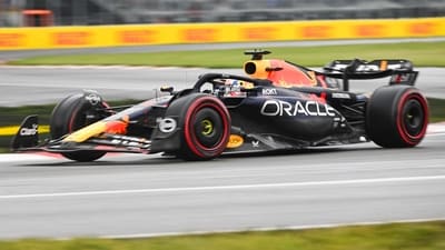 Red Bull Racing driver Max Verstappen (NED) races during the qualifying session of the Canadian Grand Prix at Circuit Gilles Villeneuve (USA TODAY Sports via Reuters Con)