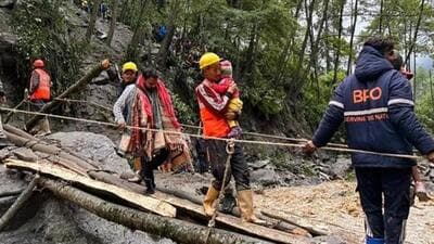Sikkim government and the Border Roads Organization (BRO) have started the rescue work (Twitter Photo) Sikkim government and the Border Roads Organization (BRO) have started the rescue work (Twitter Photo)