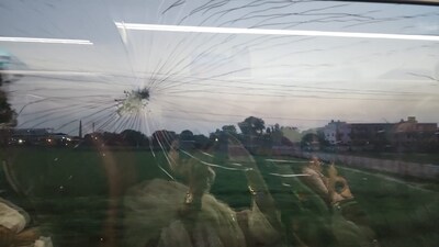 Damaged window of Delhi-Dehradun Vande Bharat Express. (Hindustan Times)