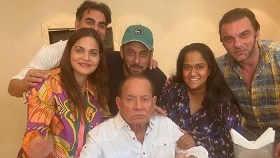 Arbaaz Khan shared several old and new pictures of his family on Father's Day and simply wrote “Daddy” in the caption. The pictures included Salim Khan and his five kids: Salman Khan, Arbaaz Khan, Sohail Khan, Alvira Khan and Arpita Khan. Arbaaz Khan shared several old and new pictures of his family on Father's Day and simply wrote “Daddy” in the caption. The pictures included Salim Khan and his five kids: Salman Khan, Arbaaz Khan, Sohail Khan, Alvira Khan and Arpita Khan. 