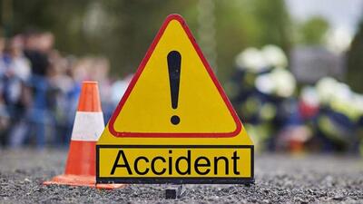 Father, daughter die as bike rams into stationary truck on flyover Father, daughter die as bike rams into stationary truck on flyover
