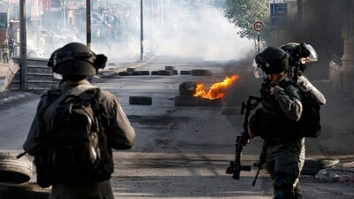 Israeli troops killed 3 Palestinians, including a minor, and wounded at least 29 others during a massive gunbattle with militants (AFP/Representative image)