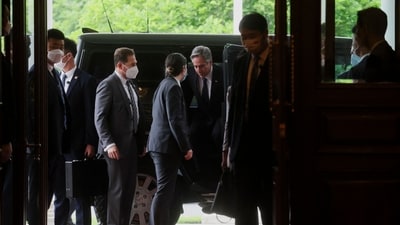 US Secretary of State Antony Blinken (C) exits a vehicle before walking to a meeting with China's Director of the Office of the Central Foreign Affairs Commission Wang Yi (not pictured) at the Diaoyutai State Guesthouse in Beijing on June 19, 2023. (AFP) US Secretary of State Antony Blinken (C) exits a vehicle before walking to a meeting with China's Director of the Office of the Central Foreign Affairs Commission Wang Yi (not pictured) at the Diaoyutai State Guesthouse in Beijing on June 19, 2023. (AFP)
