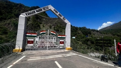 From past one month, locals and tourists after taking simple permission at Army and Police posts are allowed to visit the Kaman. (HT File Photo)