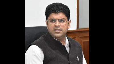 Haryana deputy chief minister Dushyant Chautala has said that Union road, transport and highways minister Nitin Gadkari on Tuesday will lay the foundation stones and inaugurate road development projects in the state worth  ₹3,700 crore. (HT File Photo)
