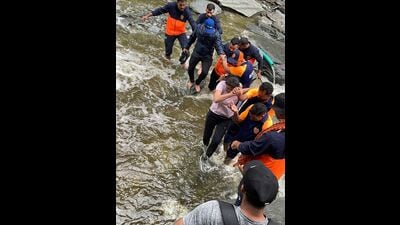 Tourists from Punjab, Haryana, Rajasthan, UP and Delhi and some locals were rescued. (HT Photo) Tourists from Punjab, Haryana, Rajasthan, UP and Delhi and some locals were rescued. (HT Photo)