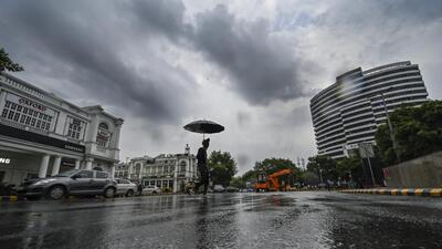 heavy rains lashed several other states of the country, including Tamil Nadu, Himachal Pradesh, Rajasthan and Gujarat, on Monday (Hindustan Times) heavy rains lashed several other states of the country, including Tamil Nadu, Himachal Pradesh, Rajasthan and Gujarat, on Monday (Hindustan Times)