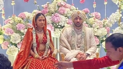 Drisha Acharya and Karan Deol had a Hindu wedding ceremony during the day on June 18, followed by a star-studded reception in the evening. All from Salman Khan, Aamir Khan to Ranveer Singh and Deepika Padukone attended the post-wedding party. Drisha Acharya and Karan Deol had a Hindu wedding ceremony during the day on June 18, followed by a star-studded reception in the evening. All from Salman Khan, Aamir Khan to Ranveer Singh and Deepika Padukone attended the post-wedding party. 