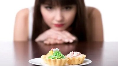 Sugar cravings can lead to higher blood pressure, weight gain, fatty liver disease and diabetes. Here are a few ways to combat sugar cravings. (Unsplash) Sugar cravings can lead to higher blood pressure, weight gain, fatty liver disease and diabetes. Here are a few ways to combat sugar cravings. (Unsplash)