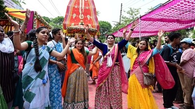 Devotees danced in the annual Jagannath Rath Yatra. As part of elaborate arrangements for the Rath Yatra in Odisha, the government deployed 180 platoons (1 platoon comprises 30 personnel) of security forces in the seaside pilgrim town. A total of 125 special trains will travel to Puri during the festival and a large number of CCTV cameras assisted by drone cameras will function during the ‘Rath Yatra’. (HT Photo/Keshav Singh) Devotees danced in the annual Jagannath Rath Yatra. As part of elaborate arrangements for the Rath Yatra in Odisha, the government deployed 180 platoons (1 platoon comprises 30 personnel) of security forces in the seaside pilgrim town. A total of 125 special trains will travel to Puri during the festival and a large number of CCTV cameras assisted by drone cameras will function during the ‘Rath Yatra’. (HT Photo/Keshav Singh)