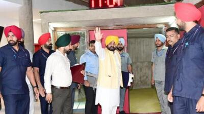 Punjab CM Bhagwant Mann arriving at the Punjab assembly House on Tuesday. (Ravi Kumar/HT) Punjab CM Bhagwant Mann arriving at the Punjab assembly House on Tuesday. (Ravi Kumar/HT)