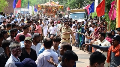 The Jagannath Rath Yatra which began on Tuesday morning saw thousands of devotees flocking to the route to catch a glimpse of the deity. Members of the Muslim community also welcomed the yatra in the city. (HT Photo/Keshav Singh) The Jagannath Rath Yatra which began on Tuesday morning saw thousands of devotees flocking to the route to catch a glimpse of the deity. Members of the Muslim community also welcomed the yatra in the city. (HT Photo/Keshav Singh)